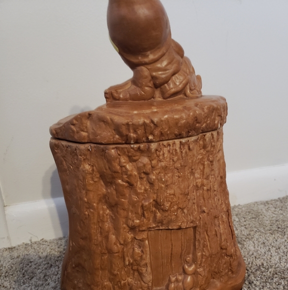 Twin Winton Keebler Elf Bakery Cookie Jar - Picture 2 of 4